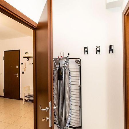 Come Casa Like Home Apartment With Parking تورينو المظهر الخارجي الصورة