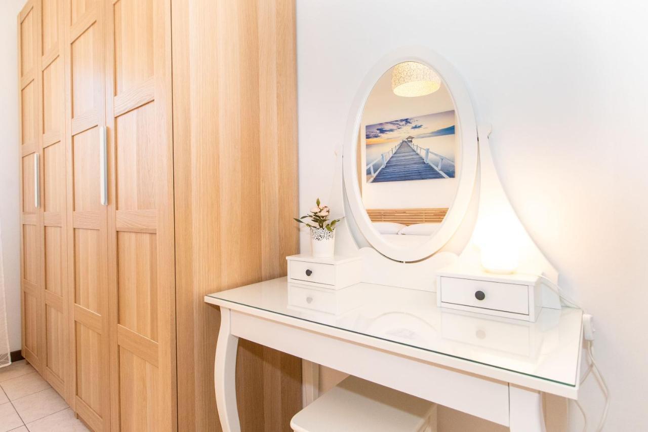 Come Casa Like Home Apartment With Parking تورينو المظهر الخارجي الصورة