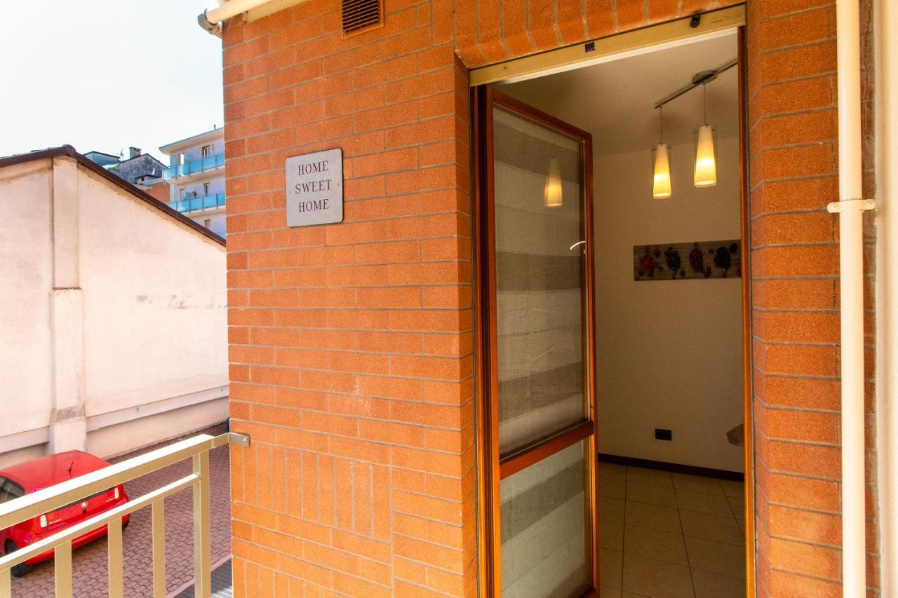 Come Casa Like Home Apartment With Parking تورينو المظهر الخارجي الصورة