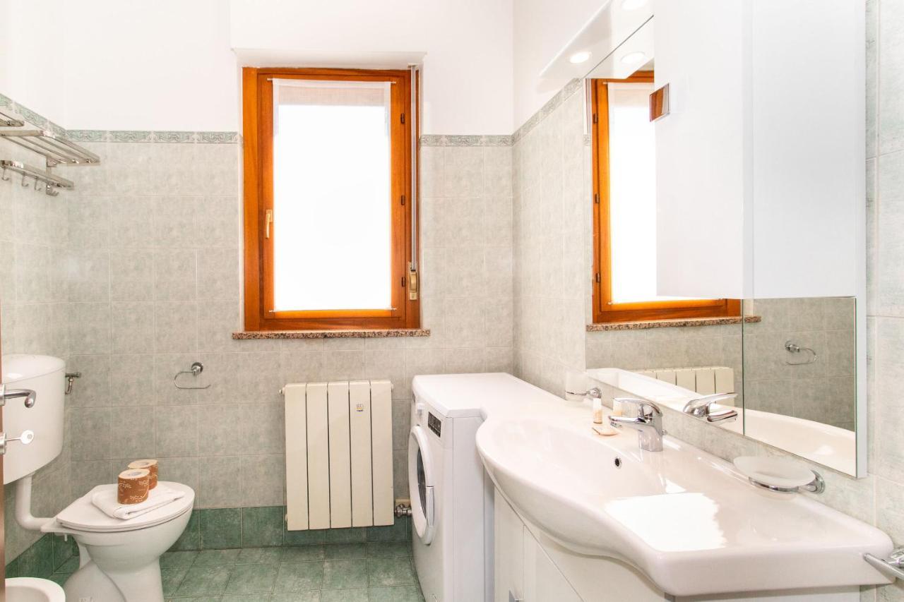 Come Casa Like Home Apartment With Parking تورينو المظهر الخارجي الصورة