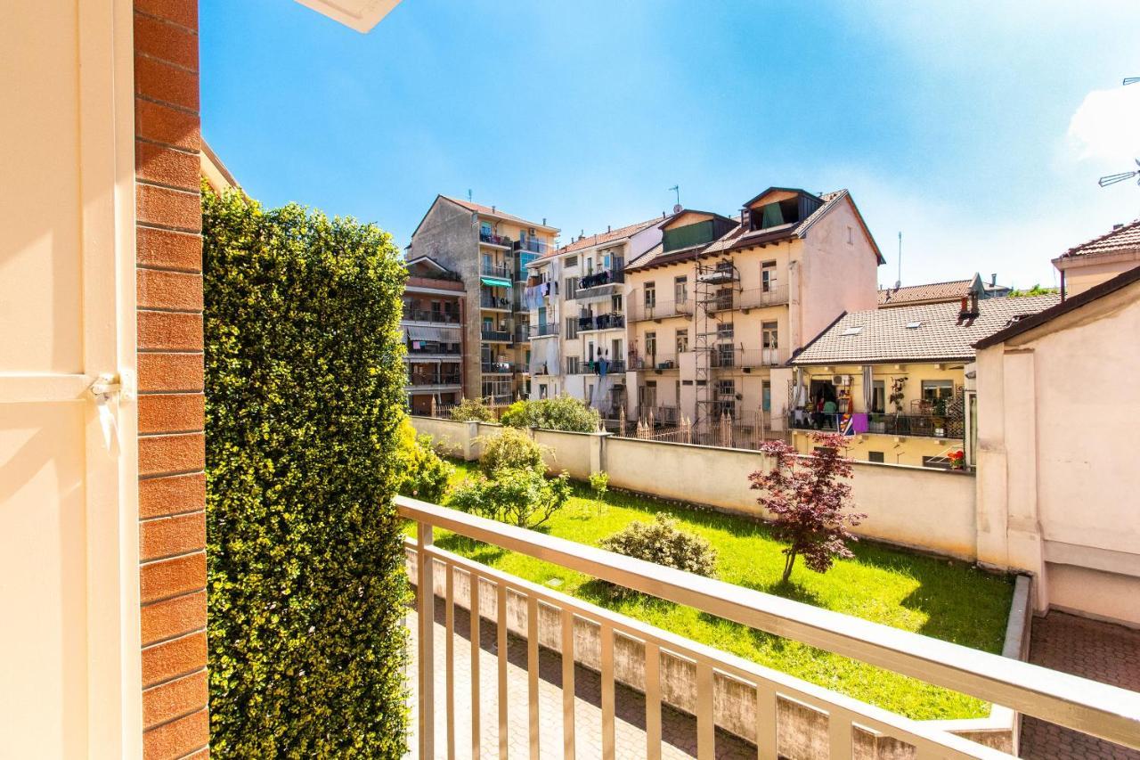 Come Casa Like Home Apartment With Parking تورينو المظهر الخارجي الصورة